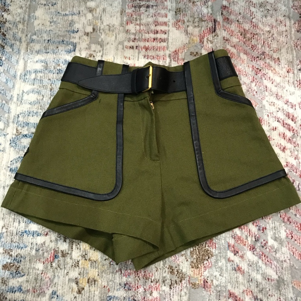 NEW DEREK LAM 10 CROSBY SHORTS -00